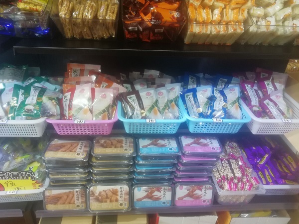 零食加盟店櫥窗怎么設計？需要注意哪些？